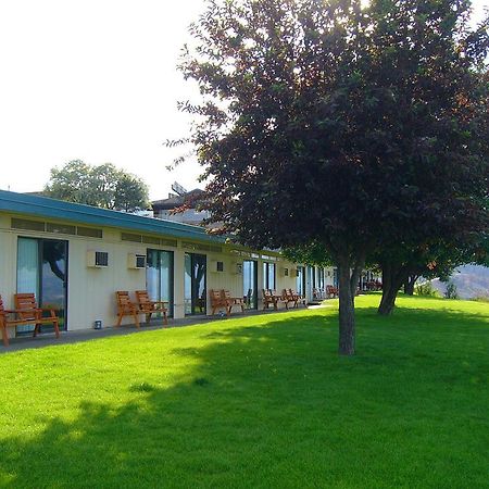 Hospitality Inn Kamloops Buitenkant foto