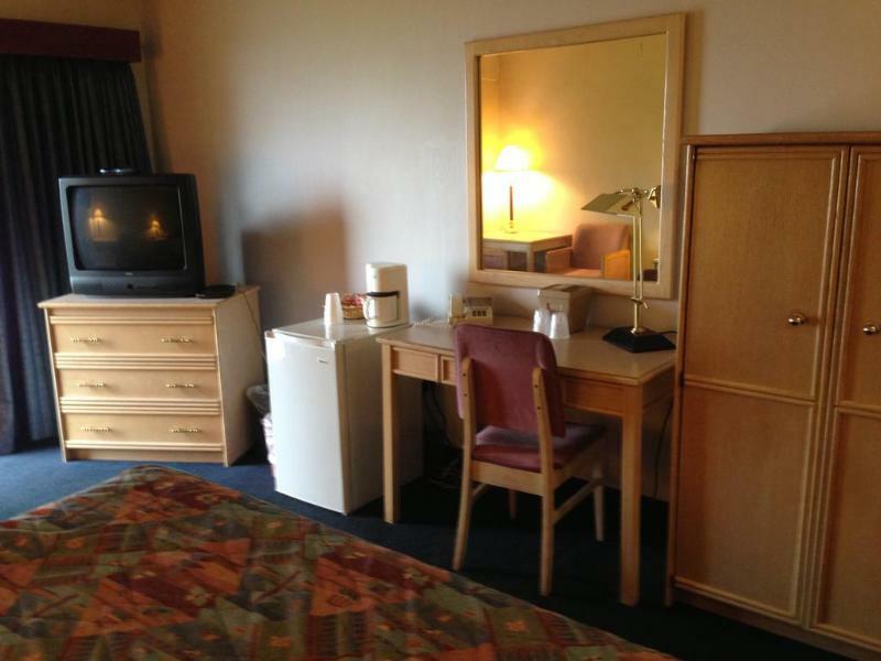 Hospitality Inn Kamloops Buitenkant foto